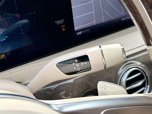 Used 2020 Mercedes-Benz S 560 Sedan image 18