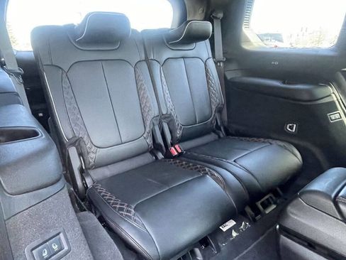 Used 2023 Jeep Grand Cherokee L Summit image 17