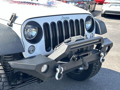 Used 2016 Jeep Wrangler Sport AWD/4WD image 17