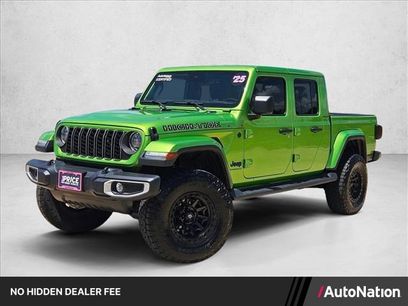 Used 2025 Jeep Gladiator Sport