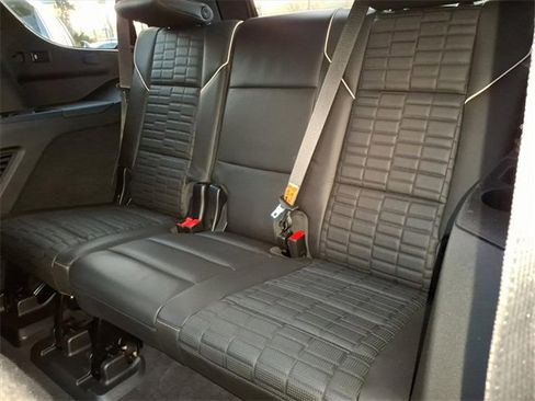 Certified 2023 Cadillac Escalade Premium Luxury Platinum image 11