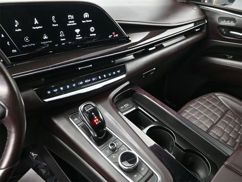 Used 2021 Cadillac Escalade Sport Platinum image 8