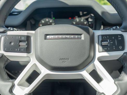 New 2026 Land Rover Defender 130 X-Dynamic SE AWD/4WD image 14