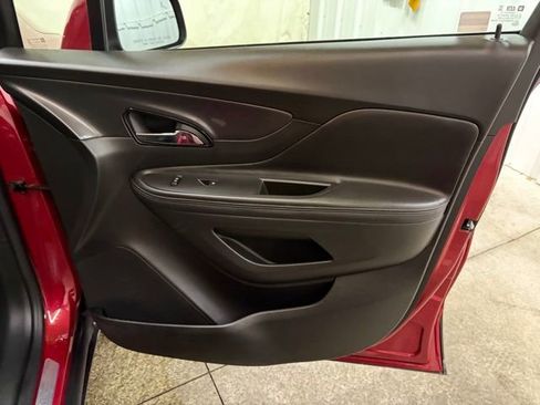 Used 2018 Buick Encore Preferred image 25