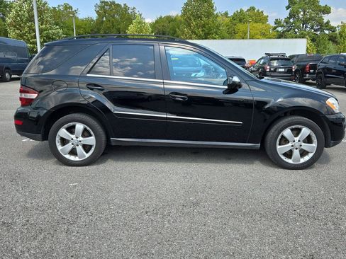 Used 2010 Mercedes-Benz ML 350 4MATIC image 8