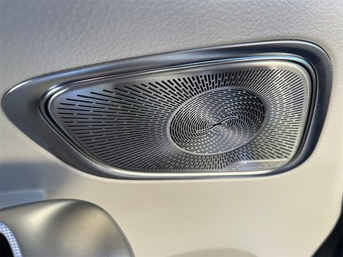 Certified 2025 Mercedes-Benz GLC 300 4MATIC image 19