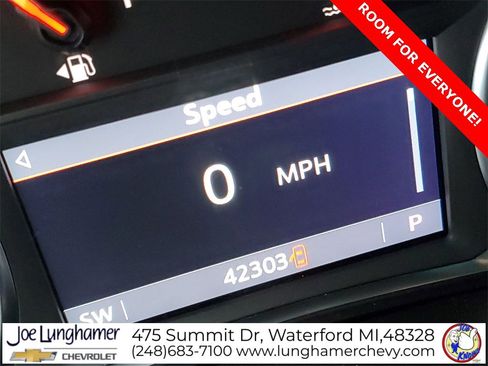 Used 2023 Chevrolet Traverse LT image 12