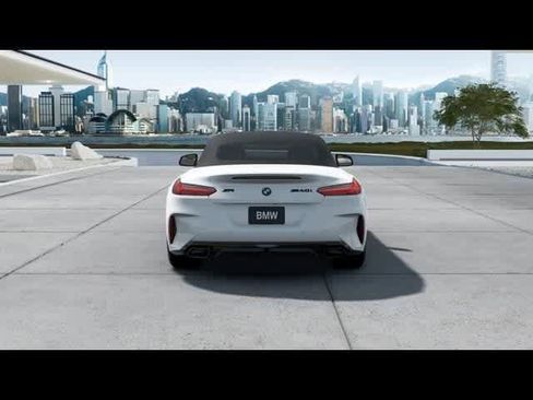 New 2025 BMW Z4 M40i w/ Edition image 5