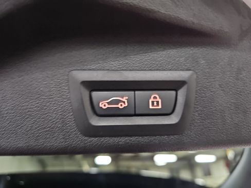 Used 2021 BMW X5 xDrive40i w/ Premium Package image 15