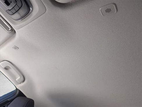 Used 2025 Toyota Corolla LE image 15