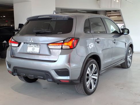 Used 2024 Mitsubishi Outlander Sport SE AWD/4WD image 4