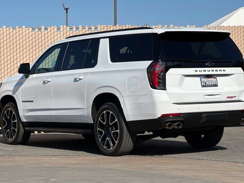Certified 2026 Chevrolet Suburban RST RWD image 6