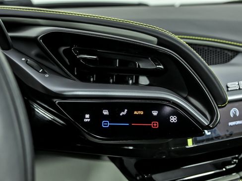 Used 2023 Ferrari SF90 Stradale image 33