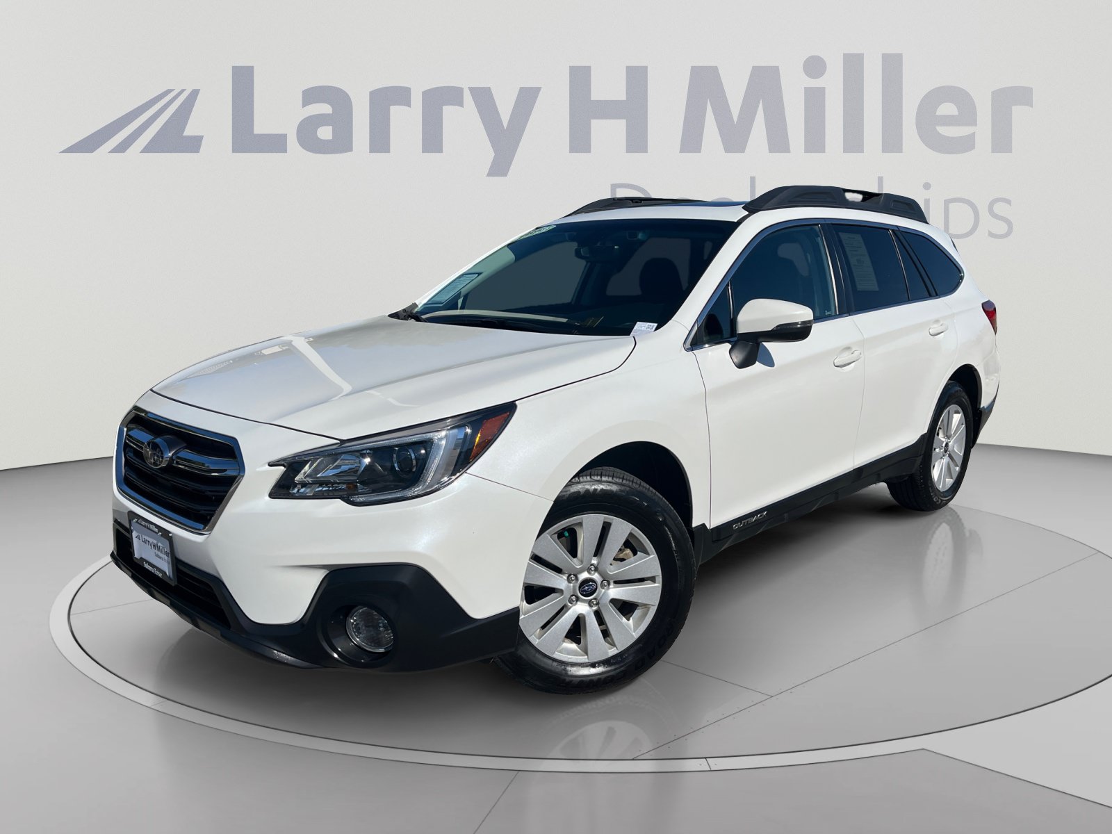 Used 2019 Subaru Outback 2.5i Premium AWD/4WD image 1