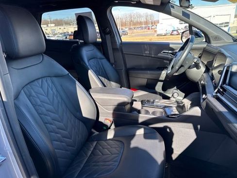 Used 2024 Kia Sportage X-Line w/ X-Line Premium Package image 13