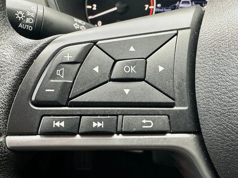 Used 2021 Nissan Altima 2.5 SV image 15