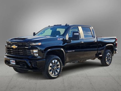 Used 2024 Chevrolet Silverado 2500 Custom w/ Custom Value Package image 1