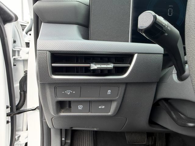 Used 2025 Hyundai Sonata SEL FWD image 21