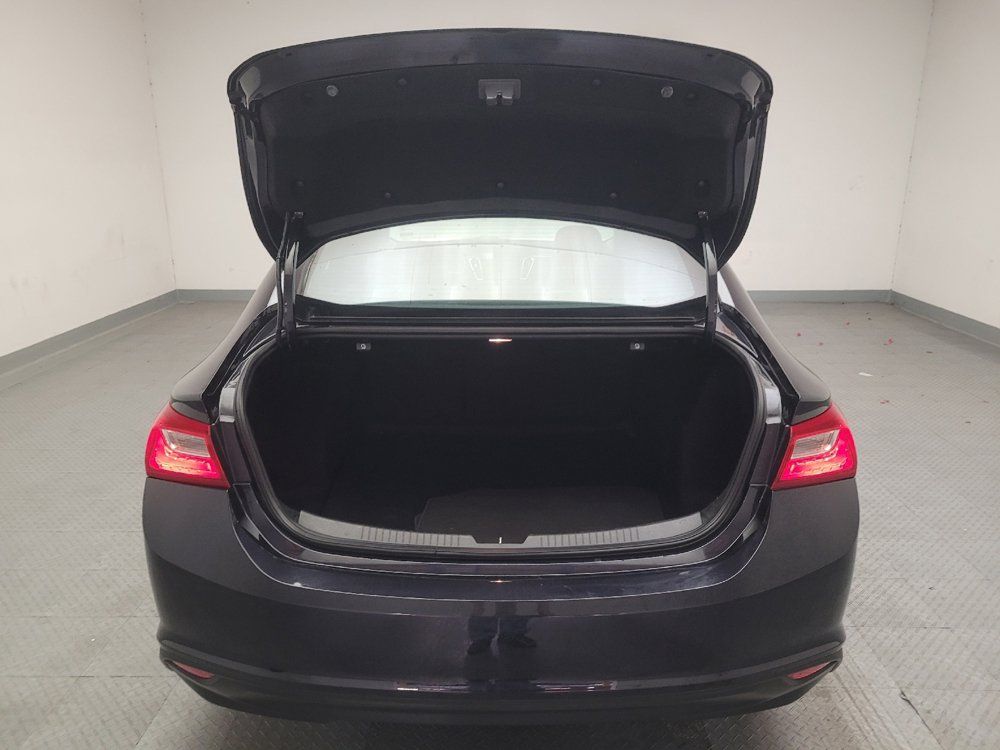 Used 2023 Chevrolet Malibu LT FWD image 29
