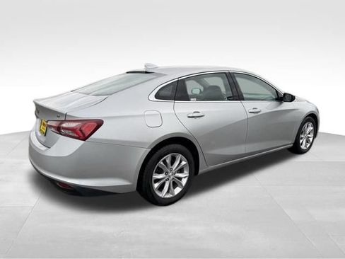 Used 2020 Chevrolet Malibu LT image 9