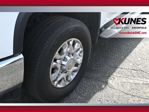 Used 2023 Chevrolet Silverado 3500 LTZ AWD/4WD image 13
