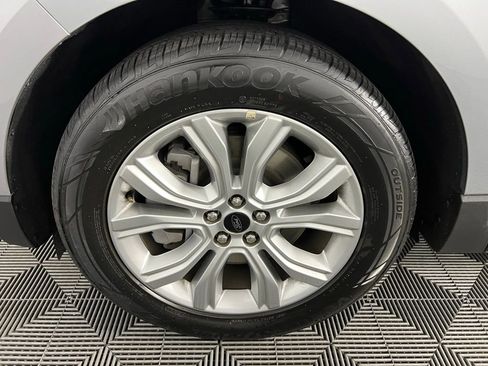 Used 2024 Ford Edge Titanium image 12