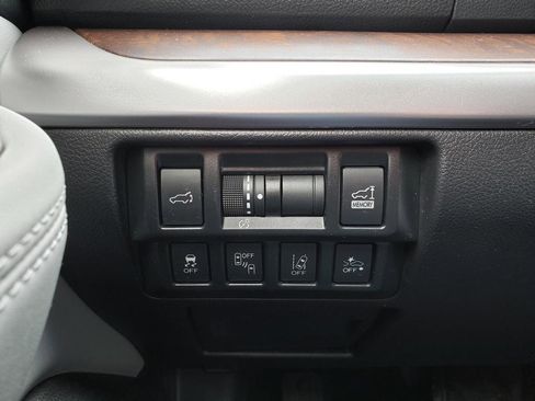 Used 2019 Subaru Outback 2.5i Limited w/ Popular Package #2 image 19