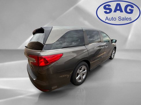 Used 2018 Honda Odyssey EX-L image 3