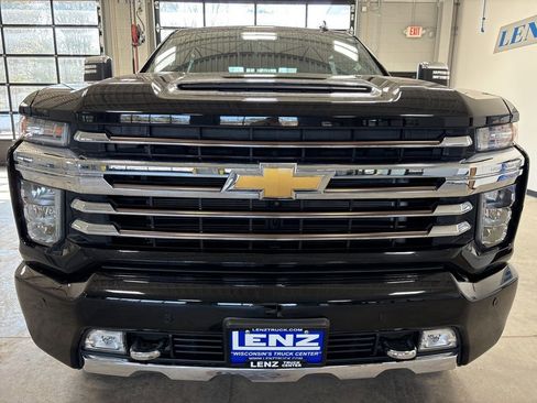 Used 2022 Chevrolet Silverado 3500 High Country image 3