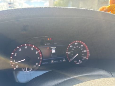 Used 2024 Nissan Frontier PRO-4X w/ Off-Road Protection Package image 15