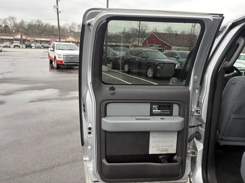 Used 2014 Ford F150 XLT w/ XLT Chrome Package image 15