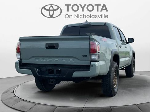 Used 2023 Toyota Tacoma TRD Off-Road w/ Technology Package image 6