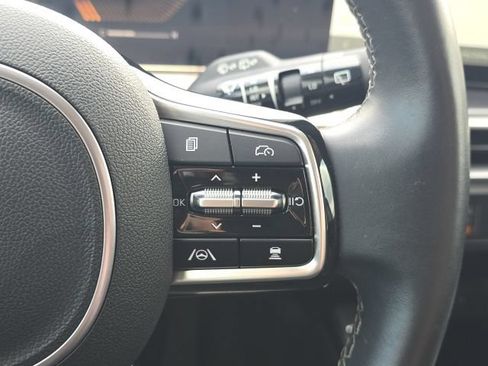 Used 2024 Kia Sorento EX w/ Panoramic Sunroof Package FWD image 43