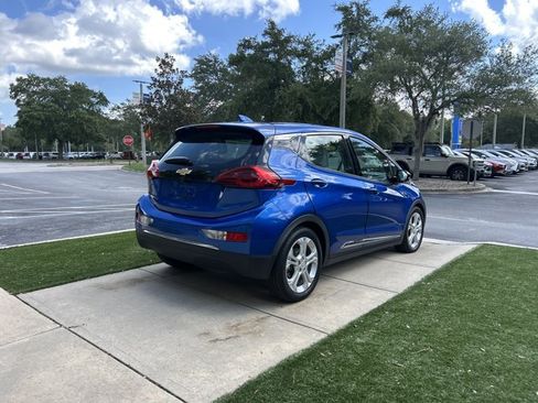 Used 2020 Chevrolet Bolt LT FWD image 4