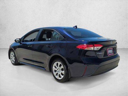Used 2025 Toyota Corolla LE FWD image 8