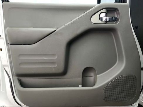 Used 2018 Nissan Frontier SV AWD/4WD image 20