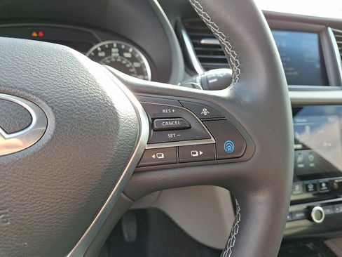 Certified 2025 INFINITI QX50 Luxe image 21