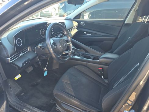 Used 2021 Hyundai Elantra SEL w/ Convenience Package image 14