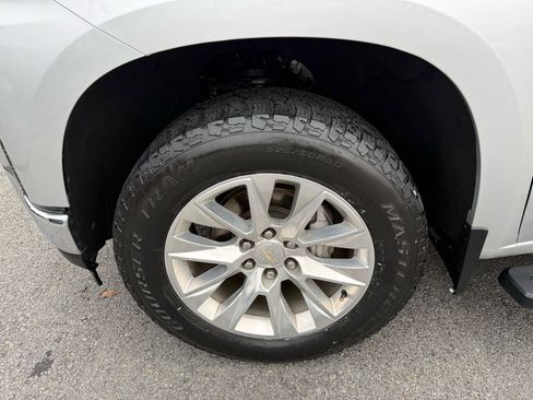 Used 2019 Chevrolet Silverado 1500 LTZ image 44