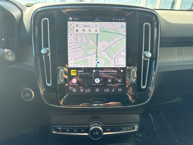 Used 2024 Volvo XC40 B5 Plus w/ Climate Package AWD/4WD image 24