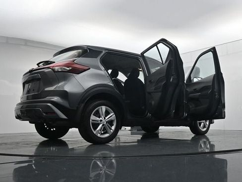 Used 2024 Nissan Kicks S FWD image 40