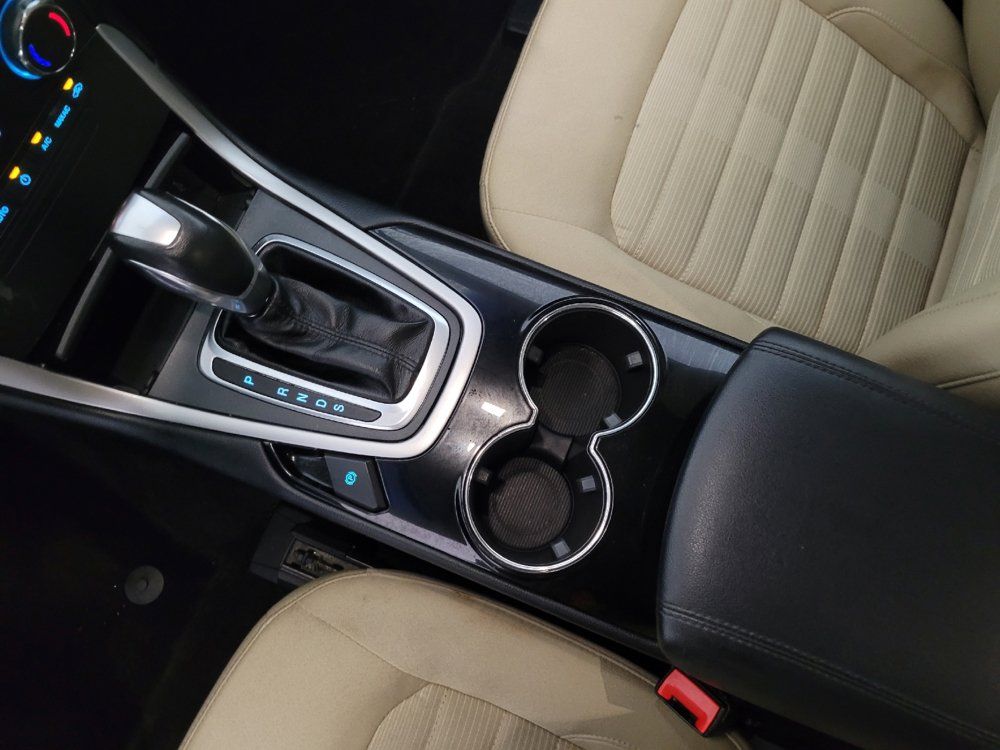 Used 2018 Ford Edge SEL w/ Cargo Accessory Package FWD image 26