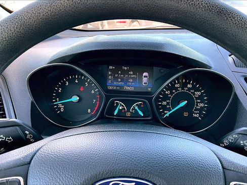 Used 2017 Ford Escape S image 23