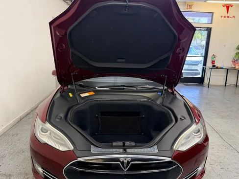 Used 2012 Tesla Model S Signature Performance RWD image 25