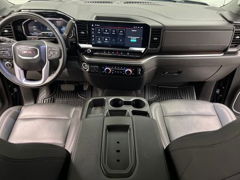 Used 2025 GMC Sierra 1500 SLT image 35