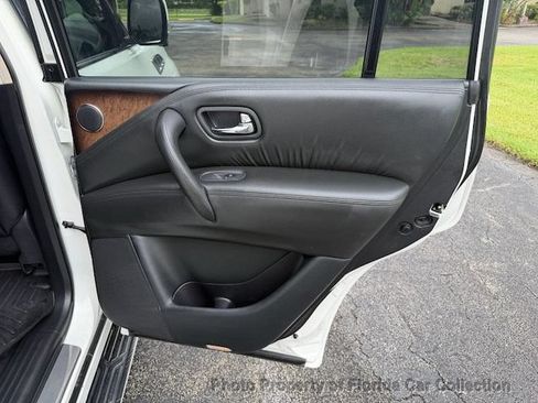 Used 2013 INFINITI QX56 2WD w/ Deluxe Touring Pkg image 82