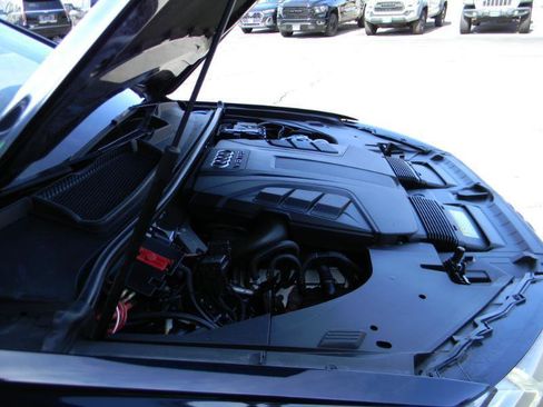 Used 2017 Audi Q7 3.0T Prestige AWD/4WD image 24