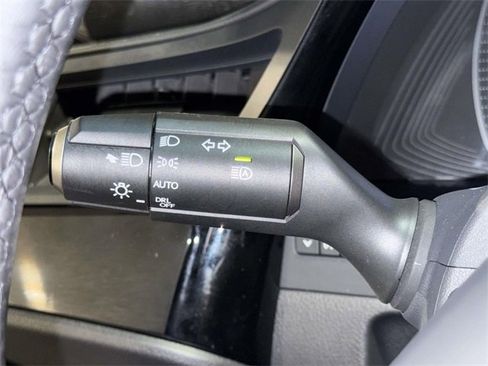 Certified 2023 Lexus ES 350 w/ Premium Package image 29