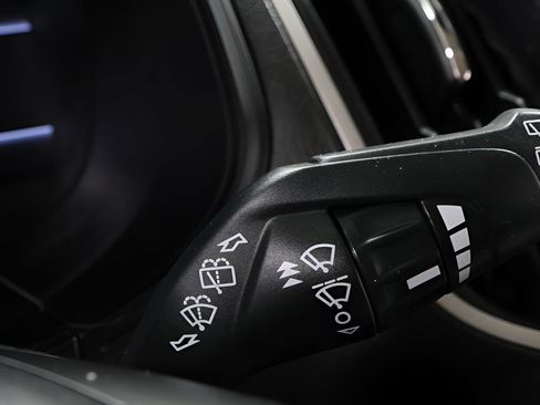 Used 2024 Ford Edge SEL image 17