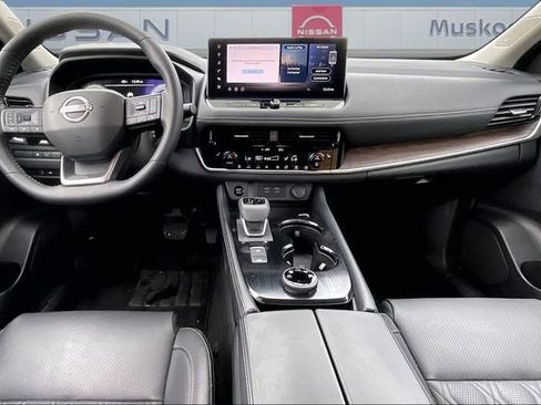 Used 2026 Nissan Rogue Platinum w/ Platinum Premium Package AWD/4WD image 7